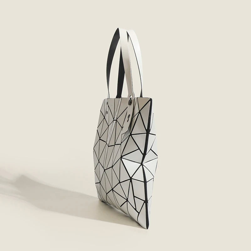 Geometric Pattern Tote Bag for Women with Adjustable Handles and Modern Design