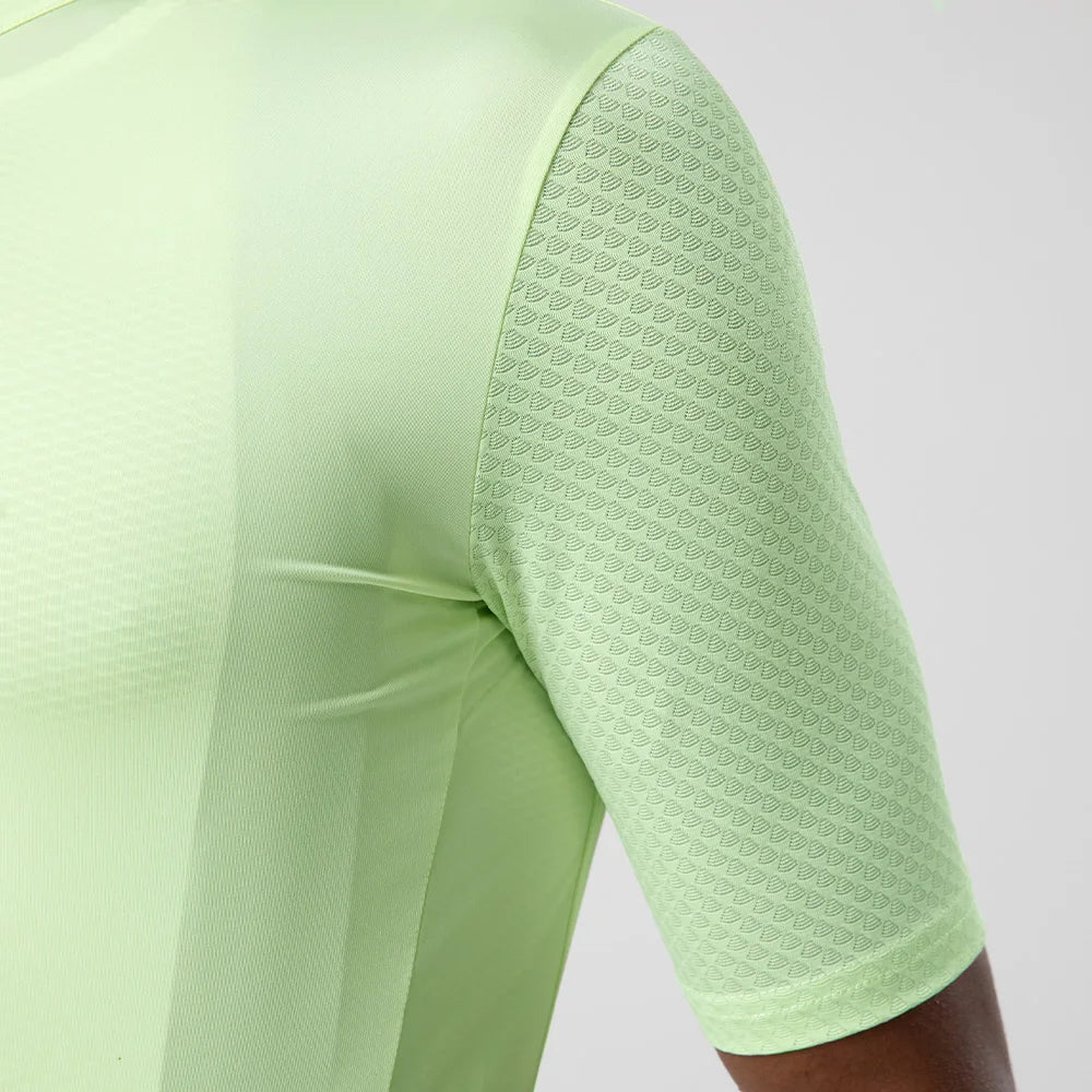 Men's Short Sleeve Cycling Jersey with Breathable Mesh Panels, Full Zip Closure, and Moisture-Wicking Fabric for Optimal Comfort and Performance