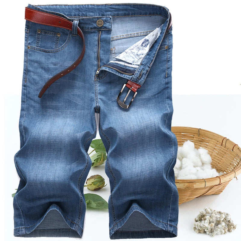 Men's Casual Knee-Length Denim Shorts with Straight Fit and Mid-Rise Waist