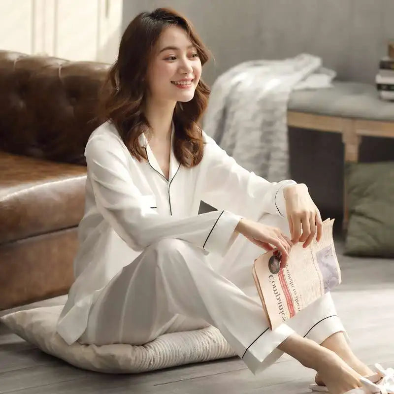 Unisex Silk Pajama Set with Long Sleeves and Button-Down Top for Luxurious Sleepwear