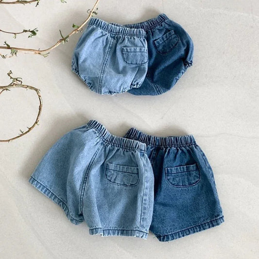 Elastic Waist Baby Denim Shorts – Comfortable and Stylish Jean Bloomers for Infants with Back Pocket Detailing