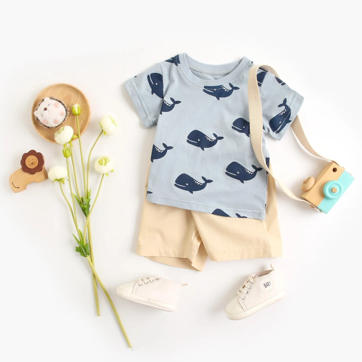 Adorable Animal Print T-Shirt and Shorts Set for Toddlers - Comfortable and Stylish Summer Outfit - Available in Various Fun Designs