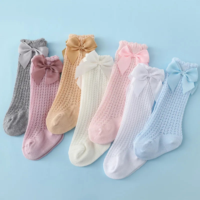 Adorable Baby Knee-High Lace Socks with Bow Accent – Perfect for Special Occasions and Everyday Wear