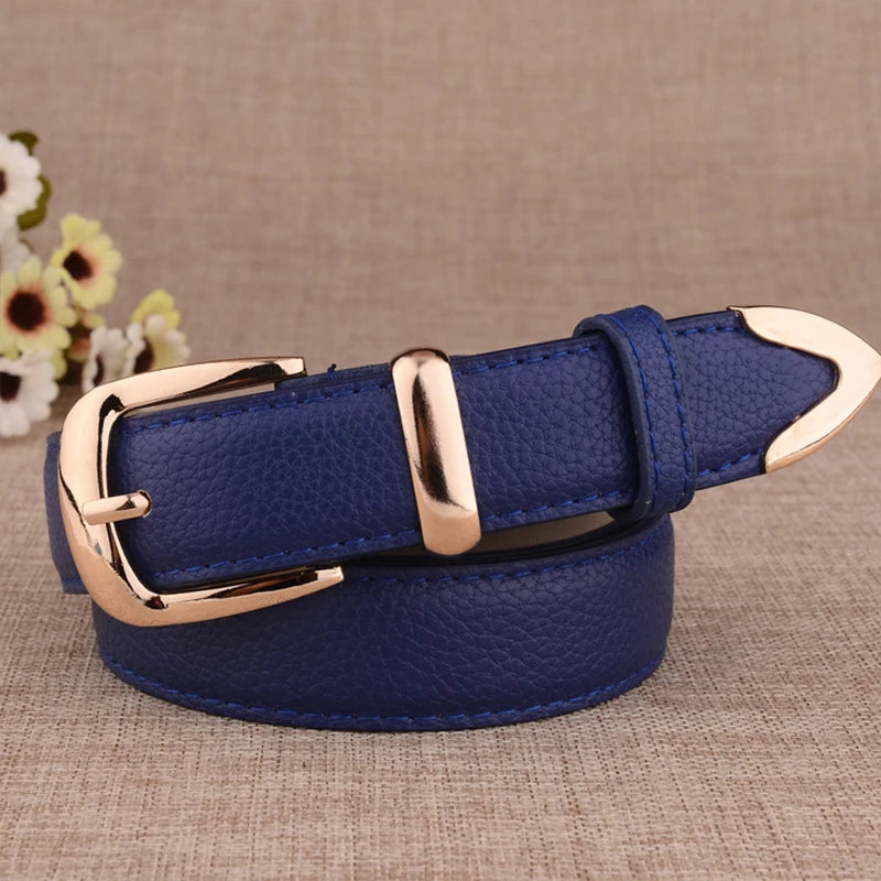 Elegant Genuine Leather Belt with Gold-Tone Western-Style Buckle for Women