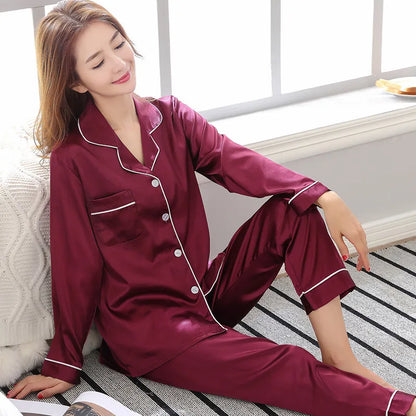 Unisex Silk Pajama Set with Long Sleeves and Button-Down Top for Luxurious Sleepwear