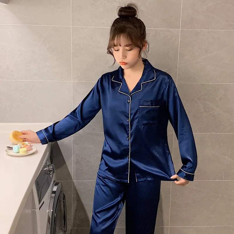 Unisex Silk Pajama Set with Long Sleeves and Button-Down Top for Luxurious Sleepwear