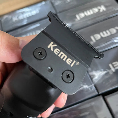 Kemei Professional Hair Clipper with USB Charging, Precision Trimming Blades, and 6 Guide Combs for Customizable Haircutting and Grooming