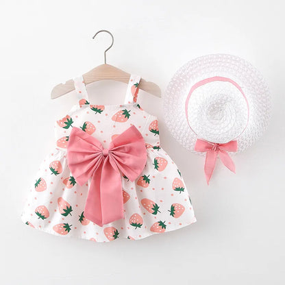 Cute Strawberry Print Baby Dress with Matching Hat and Bow Detail – Ideal for Summer Outings and Special Occasions