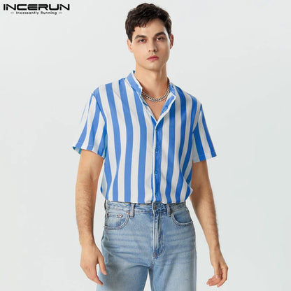 "Men's Short-Sleeve Striped Button-Up Shirt with Stand Collar and Slim-Fit Design"