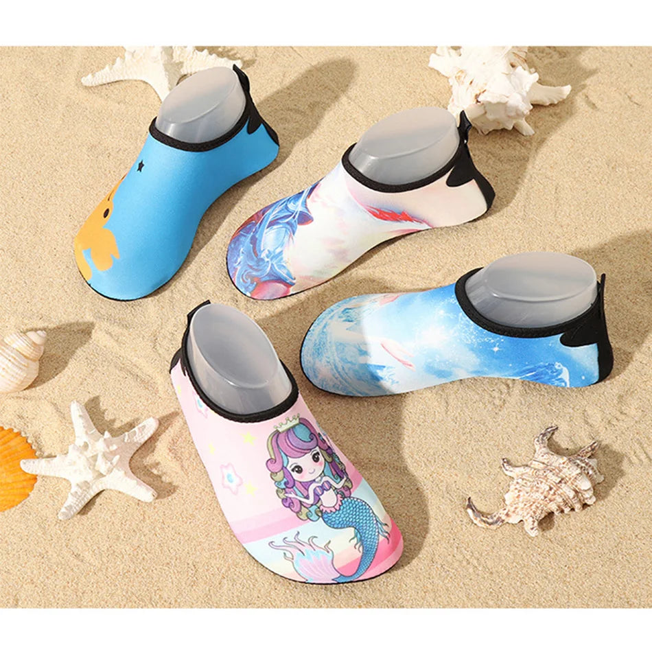 Adorable Kids' Water Shoes with Fun Cartoon Designs, Quick-Dry Material, and Non-Slip Soles for Beach and Pool Activities