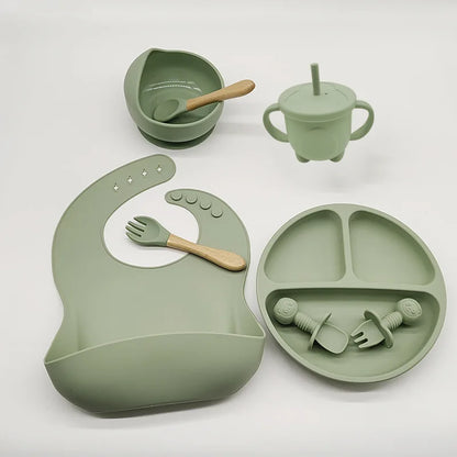 Complete Baby Feeding Set with Bib, Bowl, Sippy Cup, Divided Plate, Spoon, Fork, and Training Utensils – Ideal for Toddlers and Babies Learning to Eat