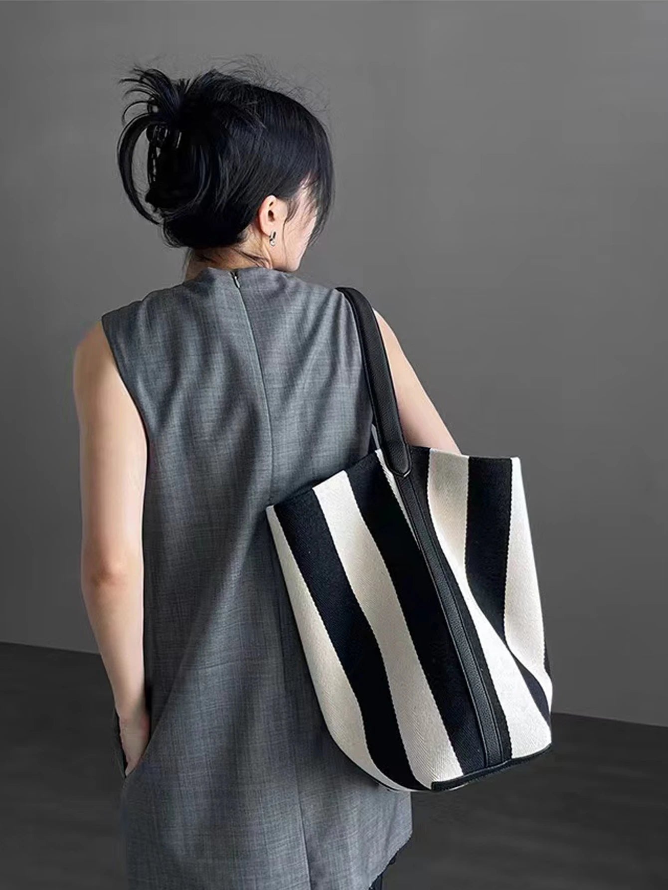 Stylish Striped Canvas Tote Bag for Women with Leather Handles and Spacious Interior