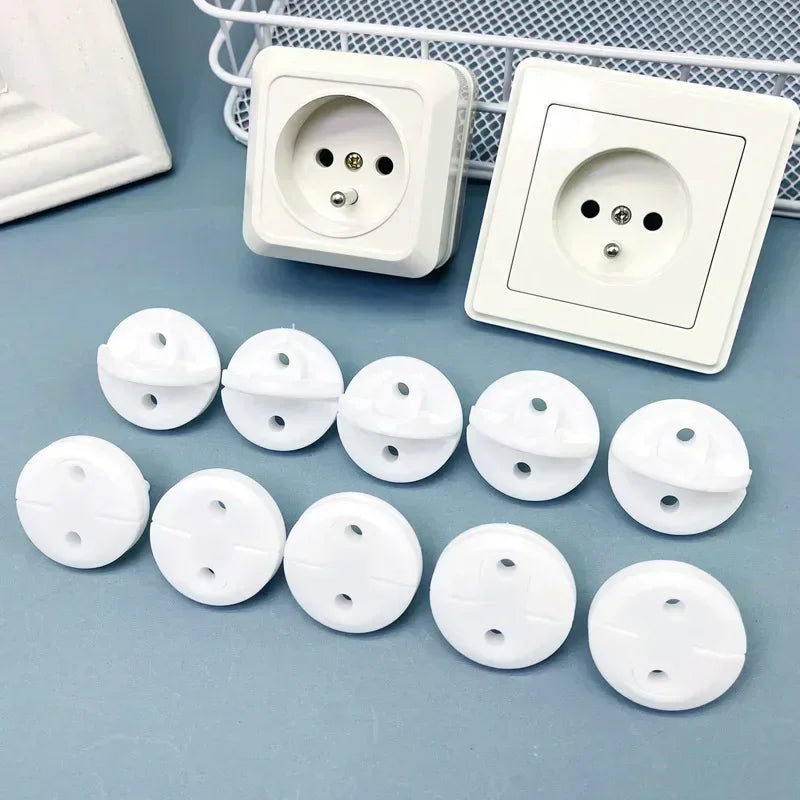 Set of 10 Child Safety Plug Socket Covers with Easy Removal Handle for Electrical Outlets Protection