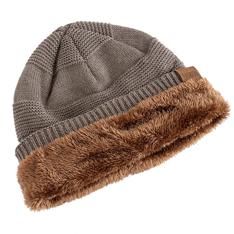 Cozy Knit Beanie with Soft Fleece Lining for Extra Warmth and Comfort