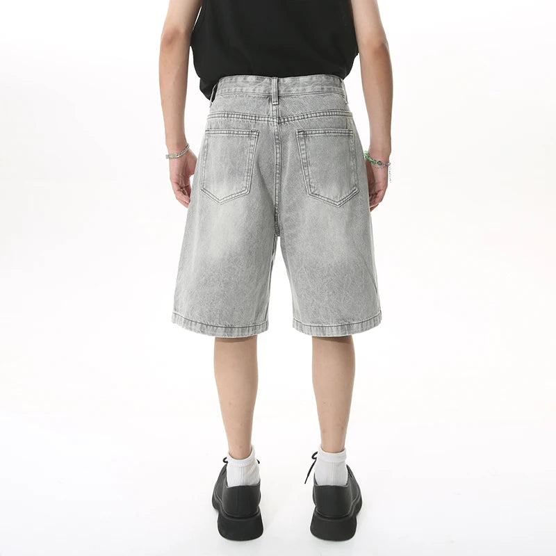 Men's Casual Loose Fit Denim Shorts with Mid-Waist and Knee-Length Design, Perfect for Everyday Wear and Street Style