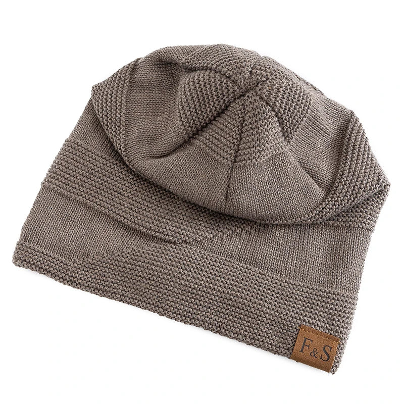 Cozy Knit Beanie with Soft Fleece Lining for Extra Warmth and Comfort