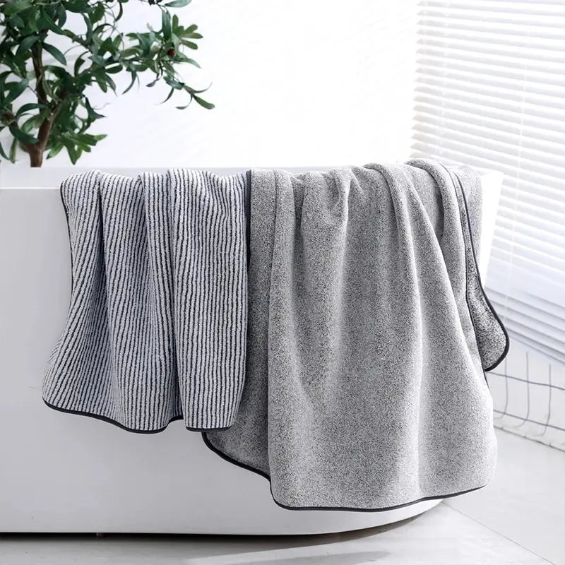 Luxury Ultra-Soft Microfiber Bath Towel Set, Highly Absorbent and Quick-Drying, Ideal for Home, Spa, and Gym Use