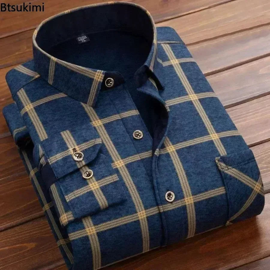 Men's Warm Plaid Shirt with Fleece Lining, Long-Sleeve Button-Down Casual Shirt, Perfect for Autumn and Winter