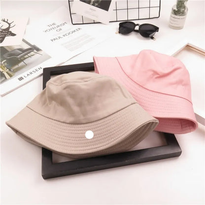 Casual Wide-Brim Bucket Hat with Lightweight Design for Sun Protection and Everyday Wear