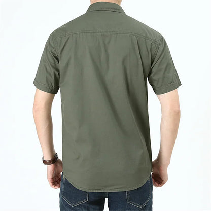 Men's Short-Sleeve Button-Up Casual Shirt with Dual Chest Pockets and Tailored Fit for Stylish Everyday Wear