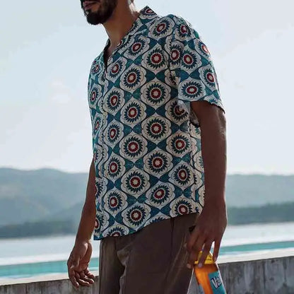 "Men's Short-Sleeve Button-Up Shirt with Bold Geometric Floral Print and Relaxed Fit"