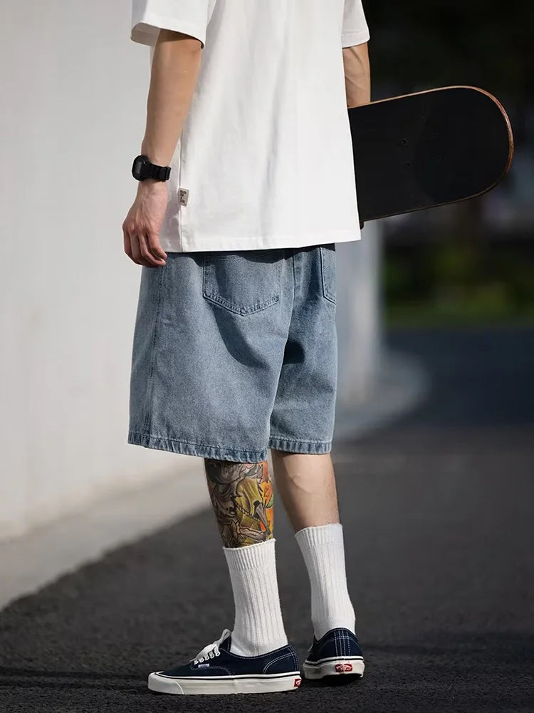 Men's Loose-Fit Knee-Length Denim Shorts for Casual Streetwear and Skateboarding