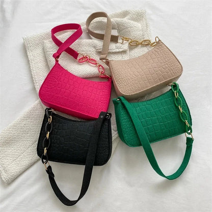 Stylish Textured Shoulder Bag with Chain Accent