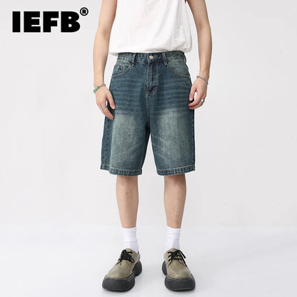 Men's Loose-Fit Denim Shorts with Classic Five-Pocket Design