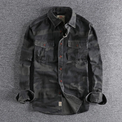 Men's Long-Sleeve Camouflage Button-Up Shirt with Dual Chest Pockets, Perfect for Outdoor Activities and Casual Wear