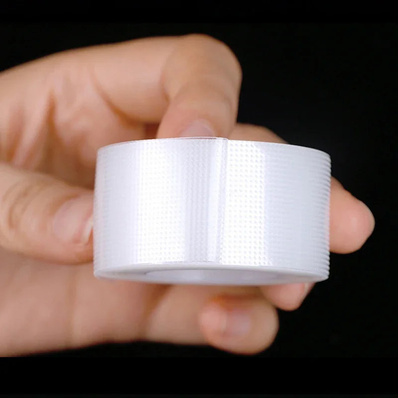 Durable and Gentle Medical Adhesive Tape for Sensitive Skin, Ideal for Wound Care and Bandage Fixation