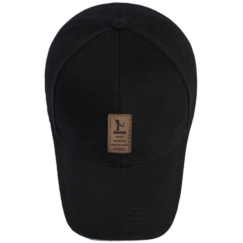 Casual Baseball Cap with Embroidered Patch and Contrast Trim, Featuring an Adjustable Strap for Comfortable Outdoor Wear