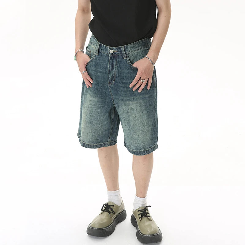 Men's Casual Loose Fit Denim Shorts with Mid-Waist and Knee-Length Design, Perfect for Everyday Wear and Street Style