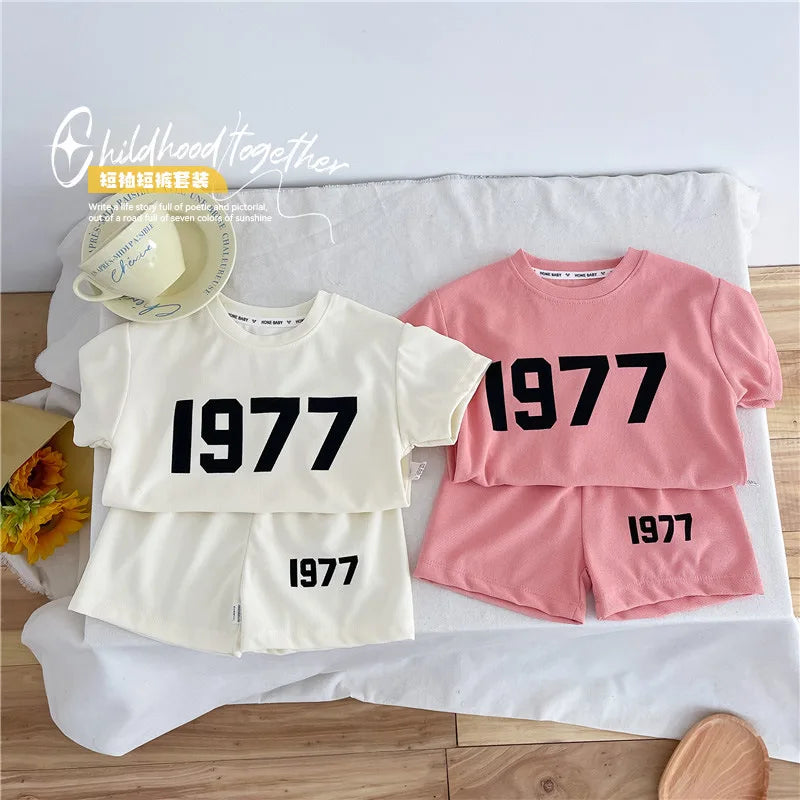 Casual Summer T-shirt and Shorts Set with 1977 Print for Boys and Girls